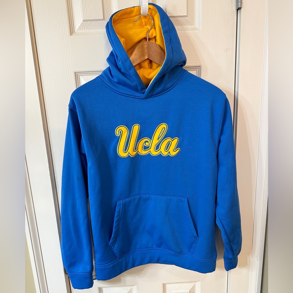 UCLA Bruins Hoodie Sweater size Large Youth 16/18 College Collegiate